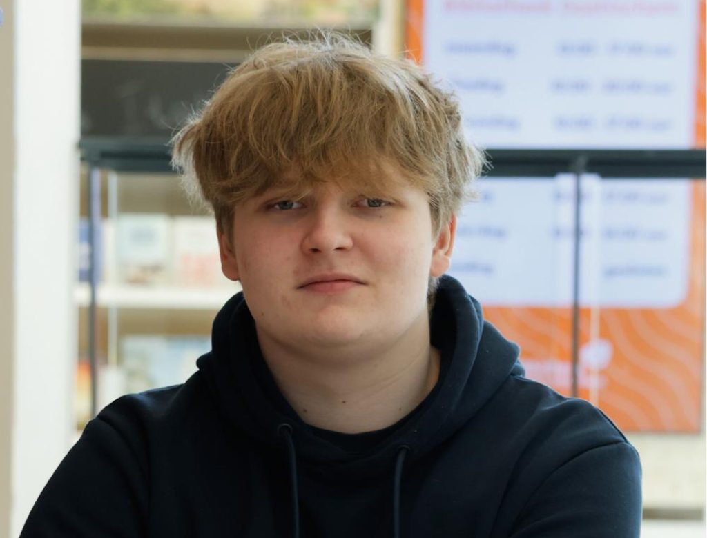 f50ee3f5-8d50-42bb-91f6-98e905e5cd80